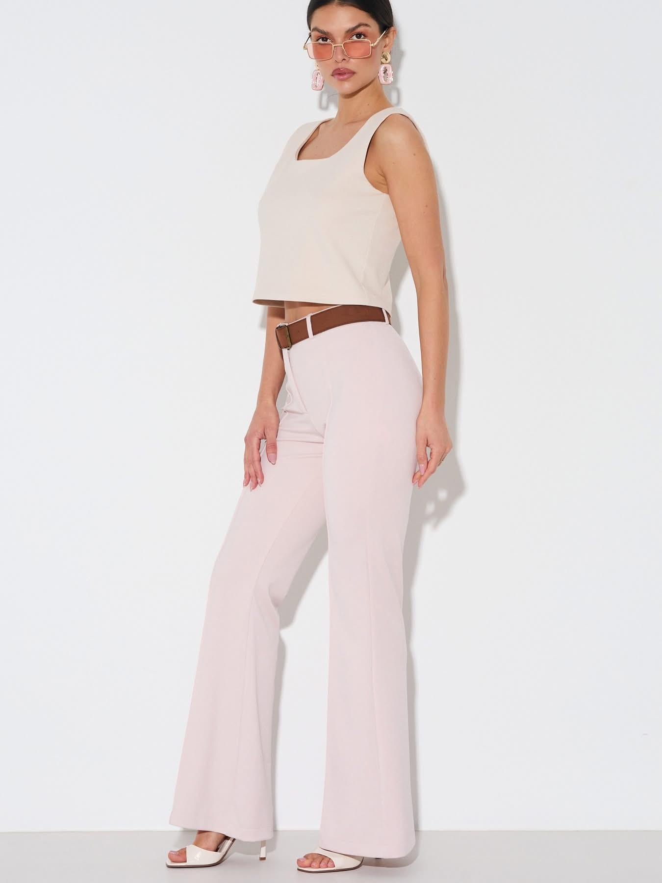 Dámské kalhoty s páskem