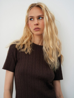 Dámský svetr s krátkým rukávem